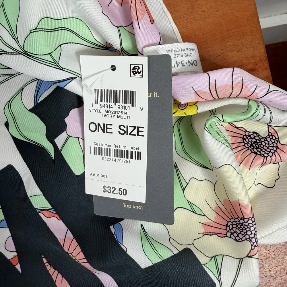 ON 34TH LA‎ FEMME Floral Print One Size Scarf Ivory Multi